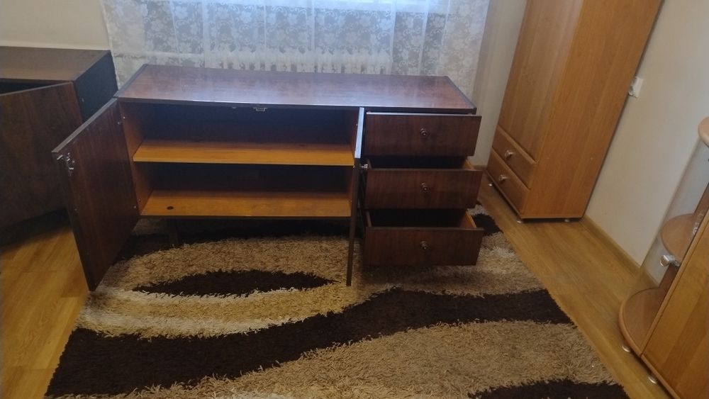 Sprzedam szafkę z lat 60