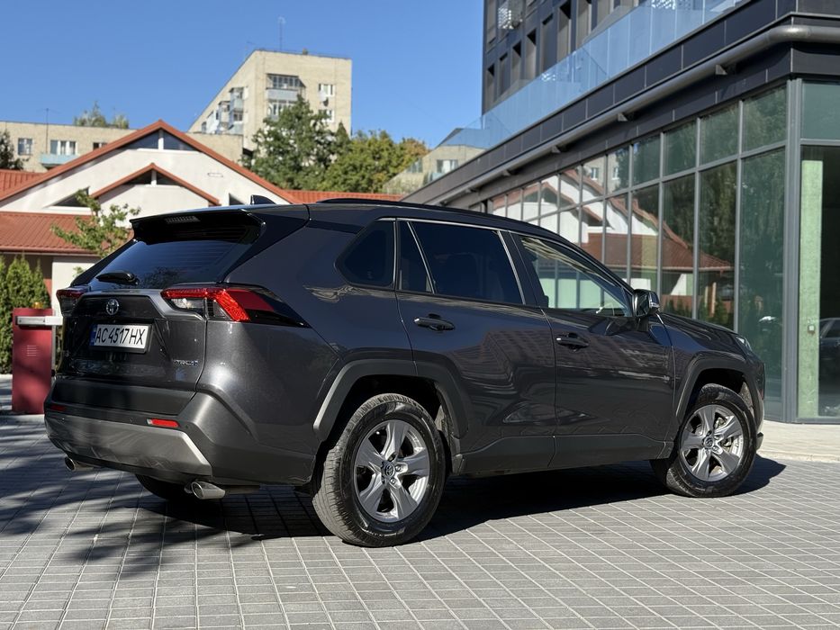 Подобова оренда  - Toyota RAV4 Hybrid 2023