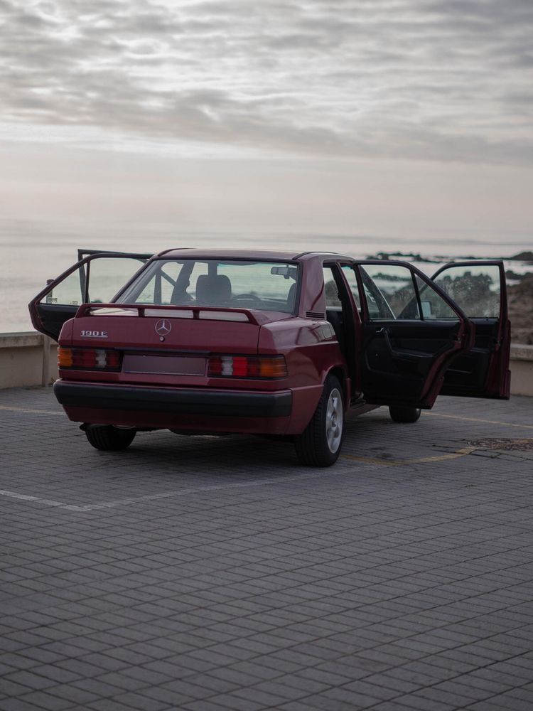 Mercedes 190 E (Ano 92)