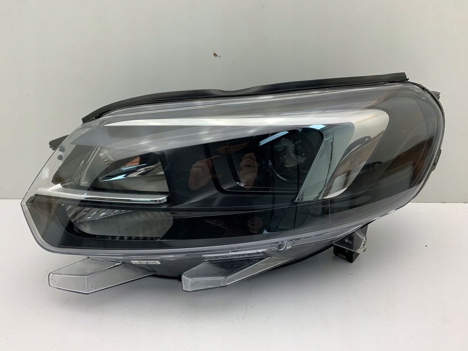 Opel Zafira D Life Vivaro C Lampa Przednia Lewa przód BI Xenon…