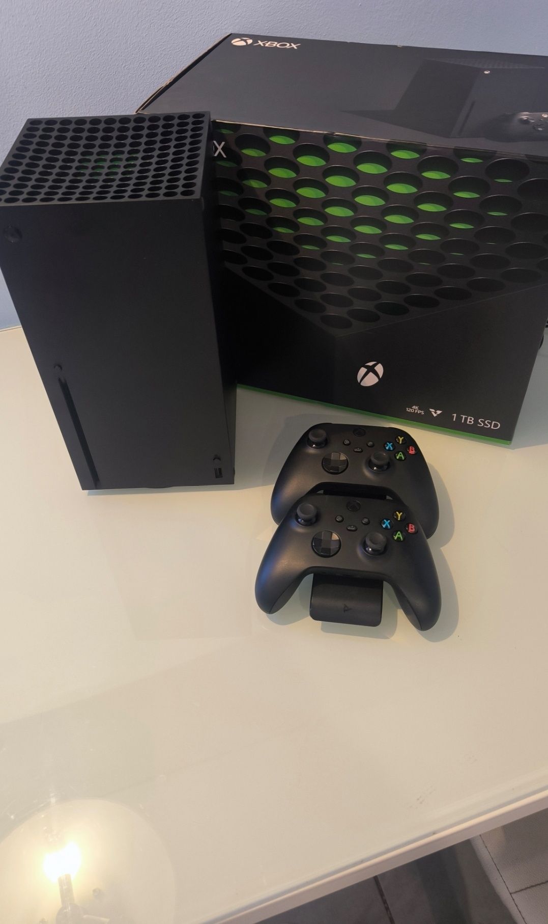 Xbox series X 1TB+2 Pady