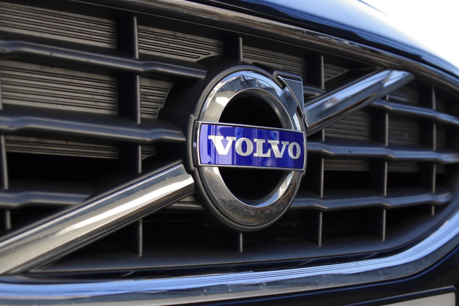 Volvo V60 1.6 D Momentum (180€/Mês)