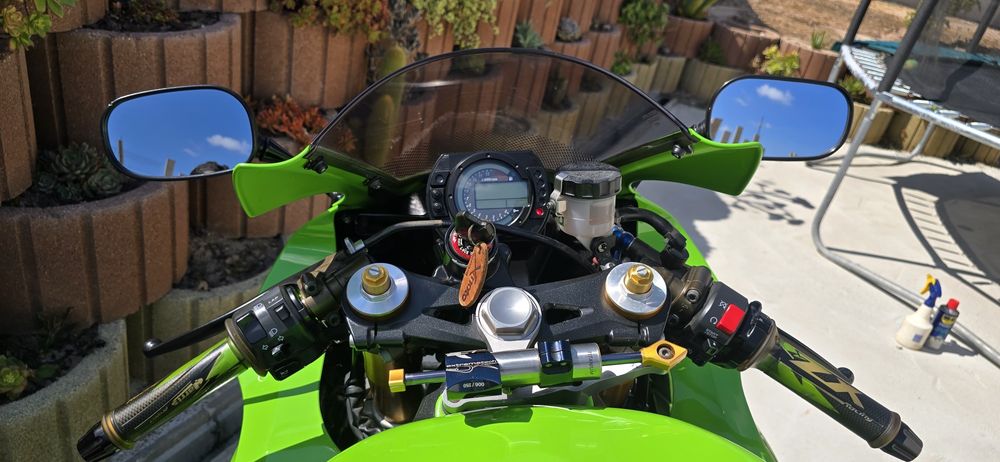 Kawazaki ninja zx10r