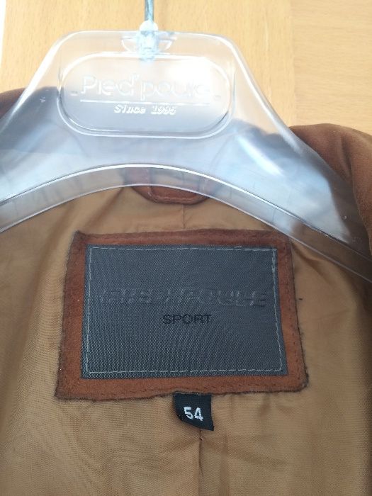 Vendo blazer em camurça Pied de Poule Tamanho 54