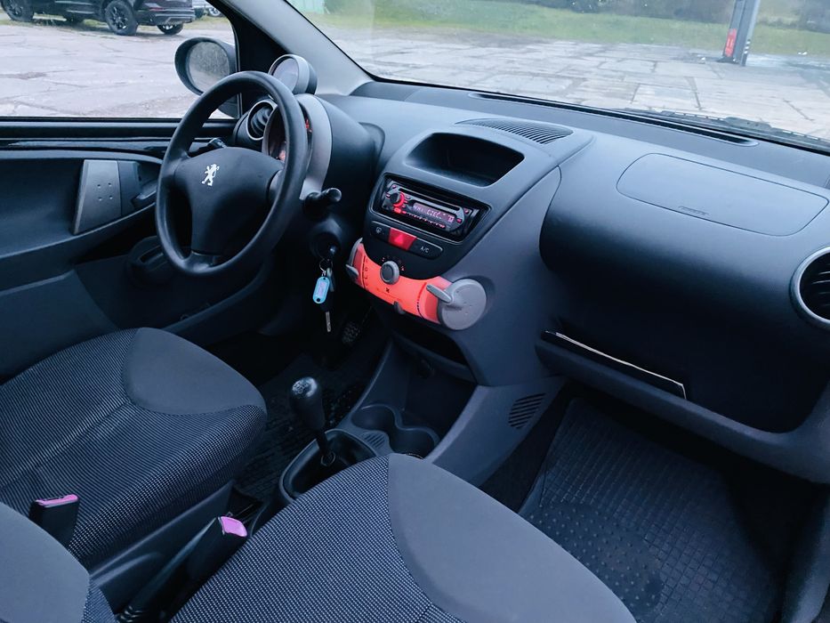 Peugeot 107 1.0 2006r 5-drzwi Klimatyzacja