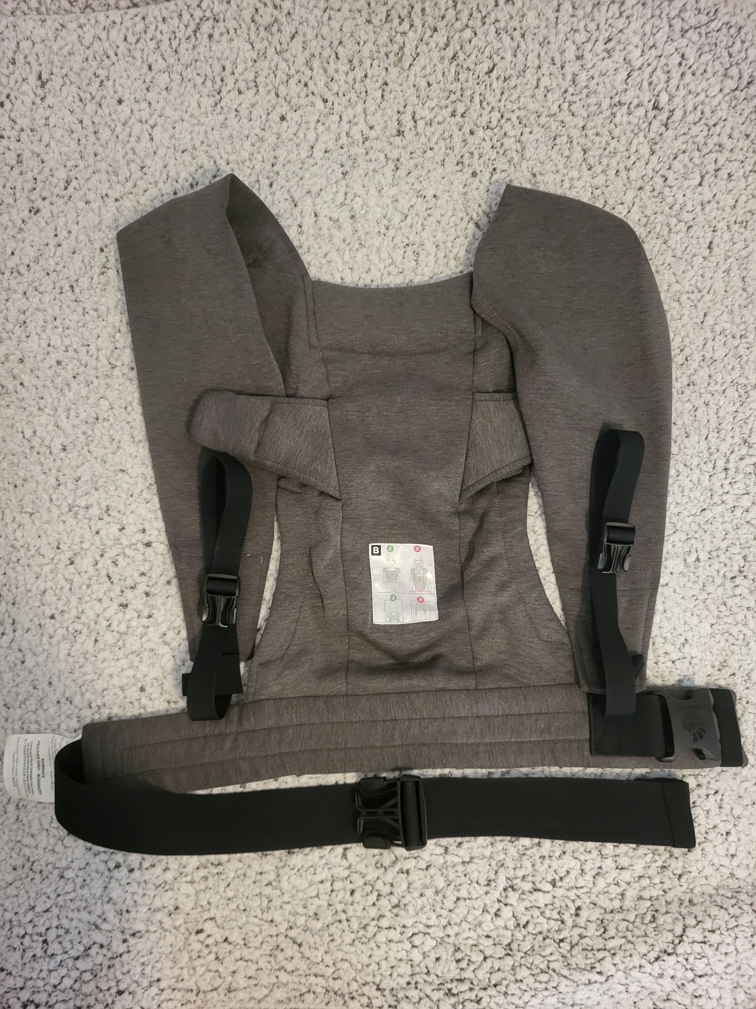 Ergobaby Embrace - mochila porta-bebé