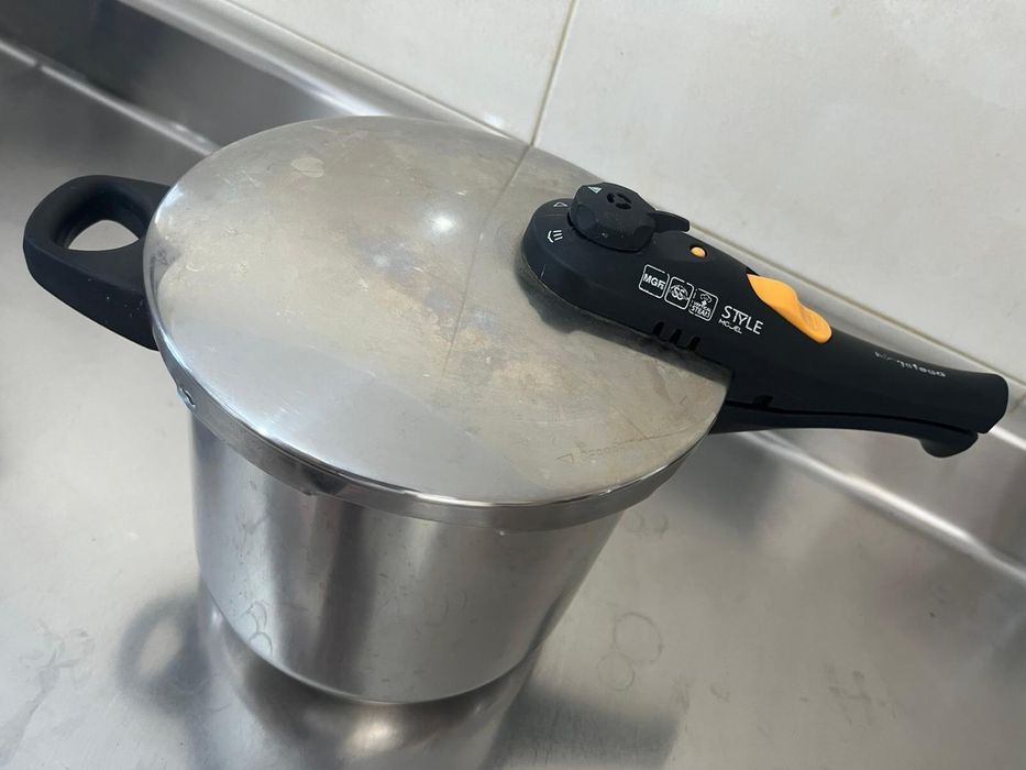 Panela de Pressão Megafesa – 7,5L