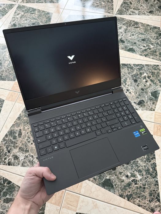 Hp victus 15 i5 12500h rtx 4050 16/512 15.6 144hz