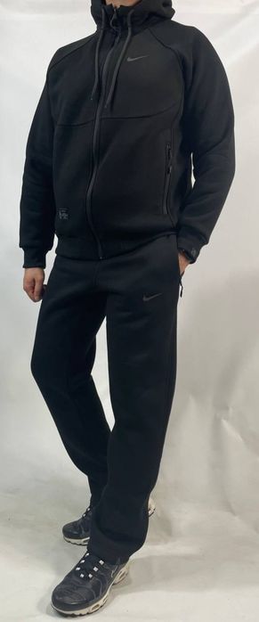 Мужской спортивный костюм Nike зимний теплый на флисе