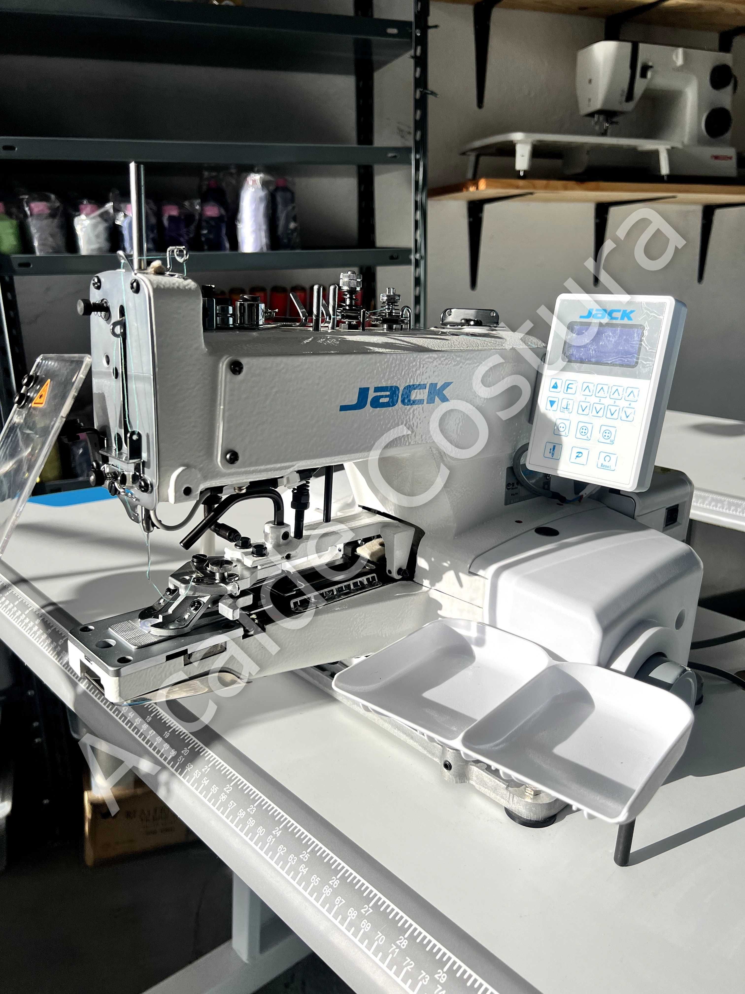 Máquina de pregar botões industrial  JACK JK-T1377E