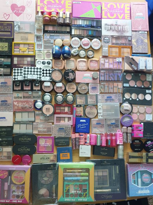 Палетка Maybelline / Wibo хайлайтер/Loreal/ Lovely