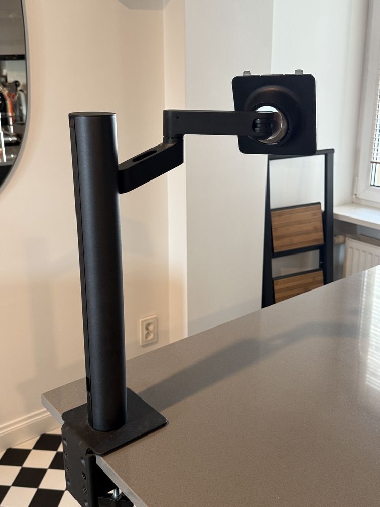 Ramię do monitora LG 32UN880B 32 cale