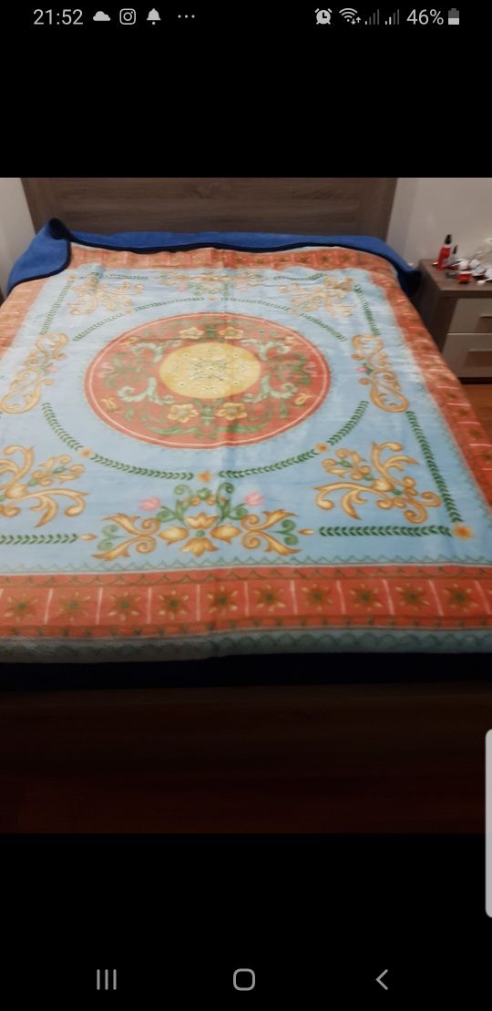 Cobertor Laminado Mora para cama de casal