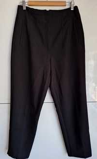 Klasyczne czarne spodnie Zara