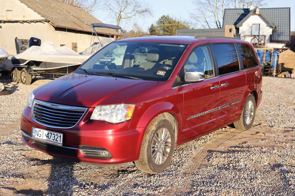 Wynajem Chrysler town & country , full opcja Dvd , 7 osób