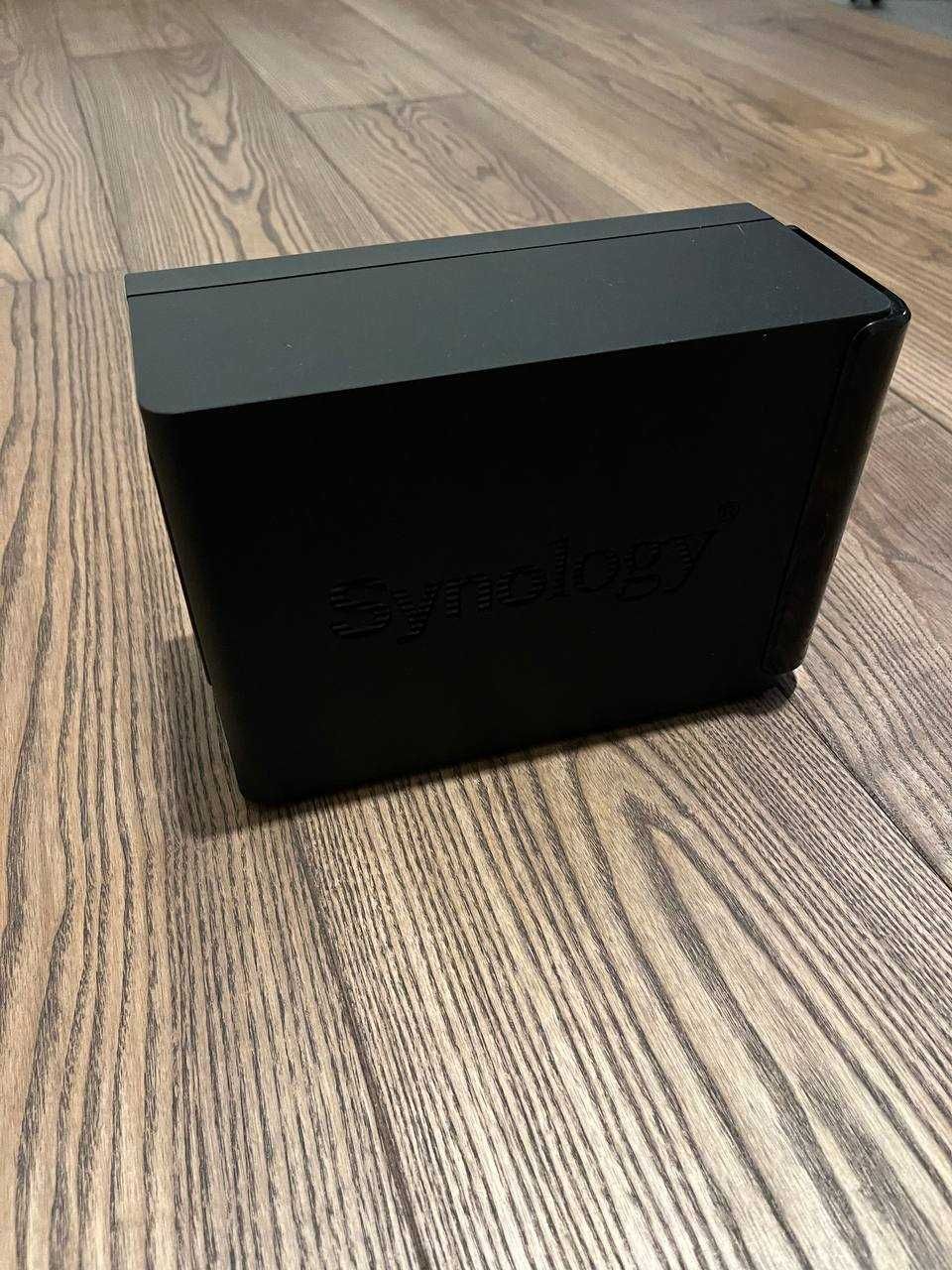 Мережеве сховище (NAS) Synology DS214