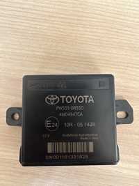 Блок управління парктроніком Toyota