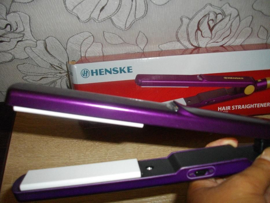 Щипцы для волос HENSKE новый
