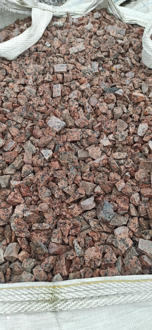 Kruszywo ozdobne. Kamień naturalny, kolorowy piasek