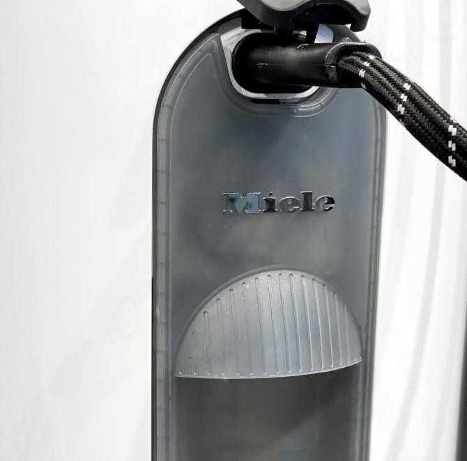 Прасувальна система Miele / Миле B 2826 / класична