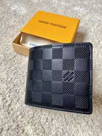 Carteira Louis Vuitton Embossed Grid