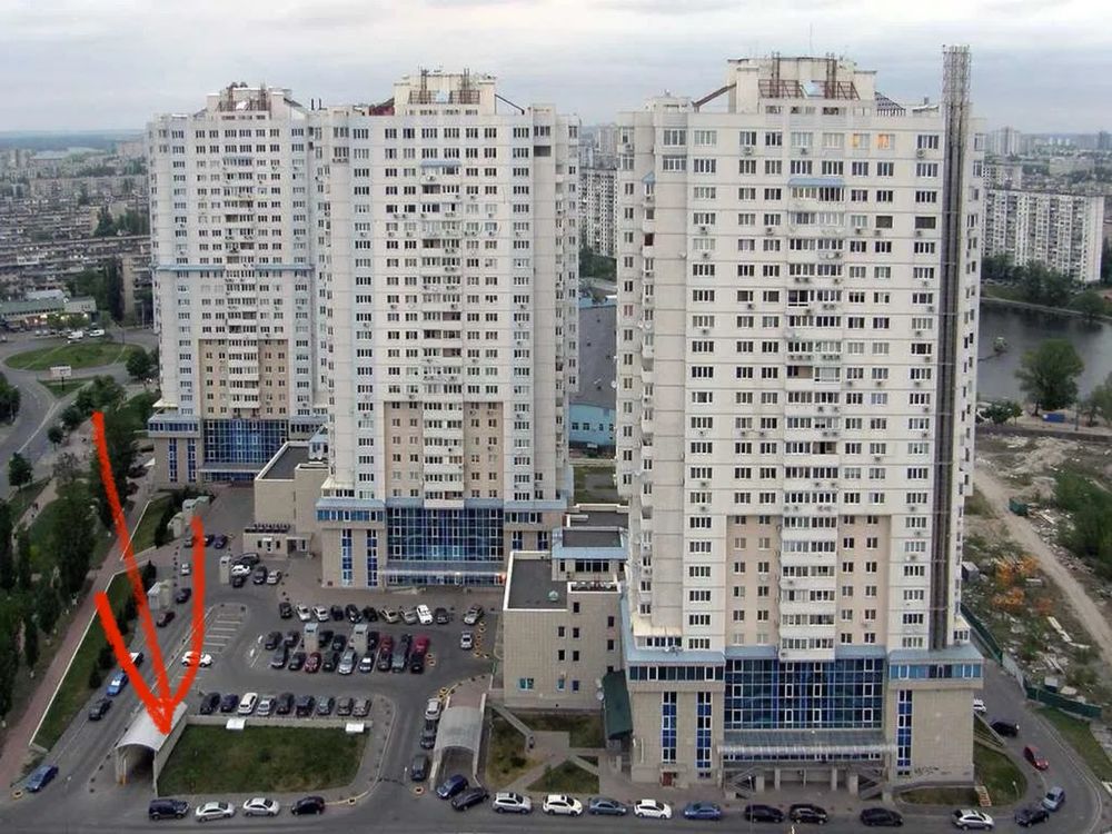 Паркомісце ЖК Аквапарк, Шумського 1В