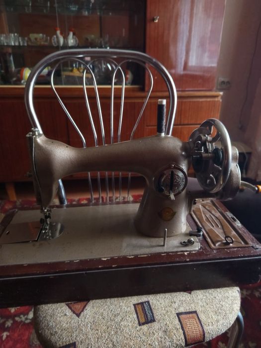 Швейная машинка