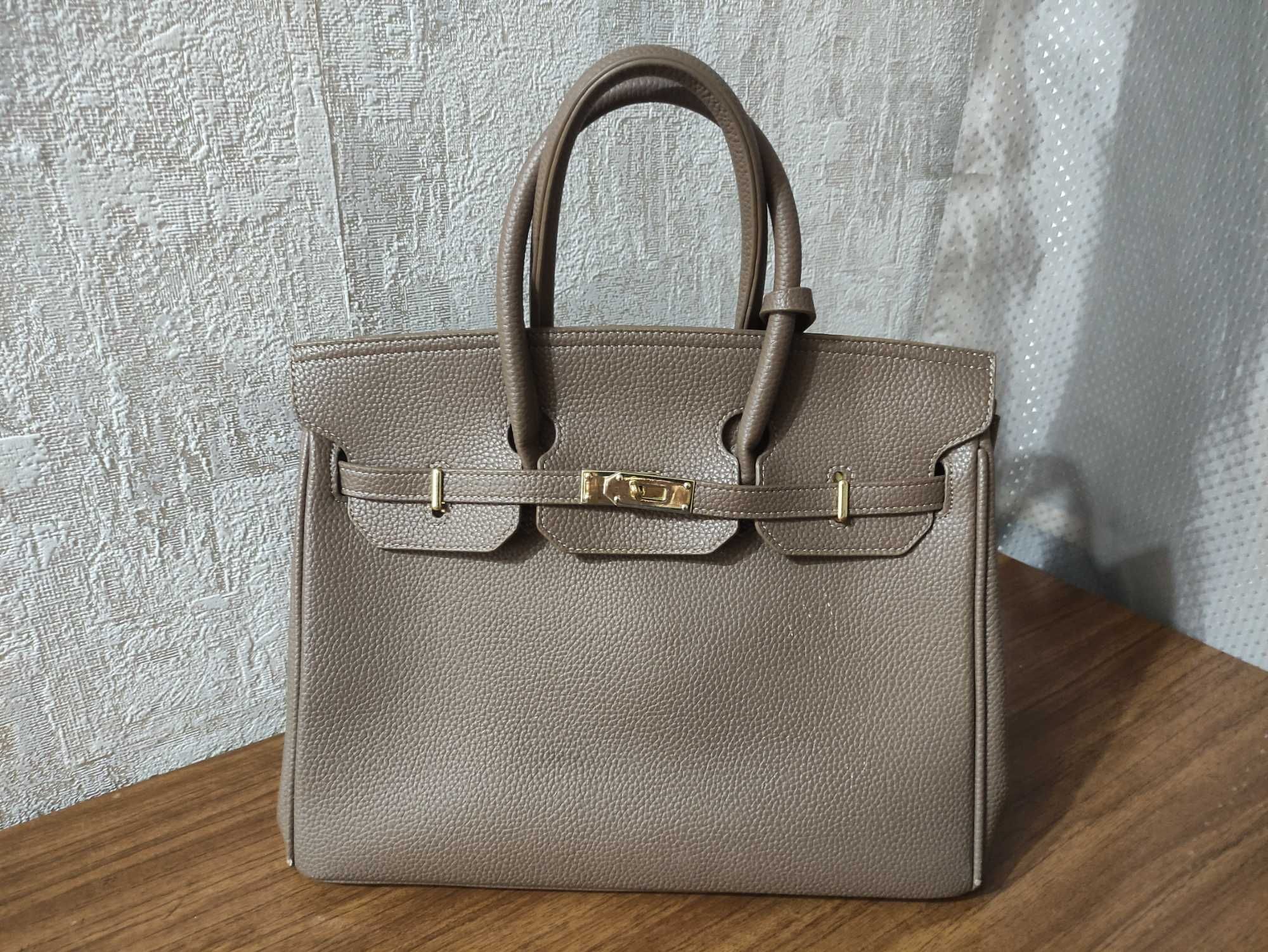 Сумка Hermes колір капучино;(Розмір:35х28х17)