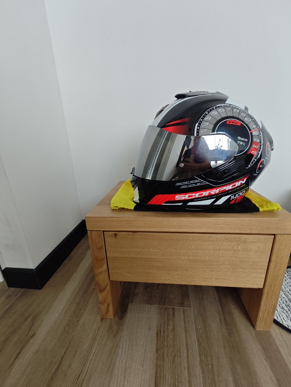 Kask Scorpion exo1400