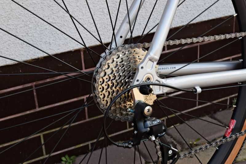 Nowy Gravel FIXIE FLOATER RACE 8S Shimano SORA 60CM Wyprzedaż - 30% XL