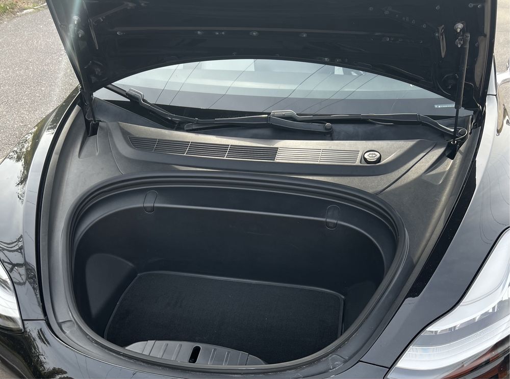 Tesla Model 3 Dual Motor Long Range