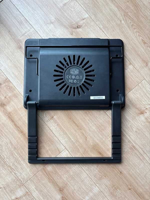 Base de refrigeração Cooler Master para PC