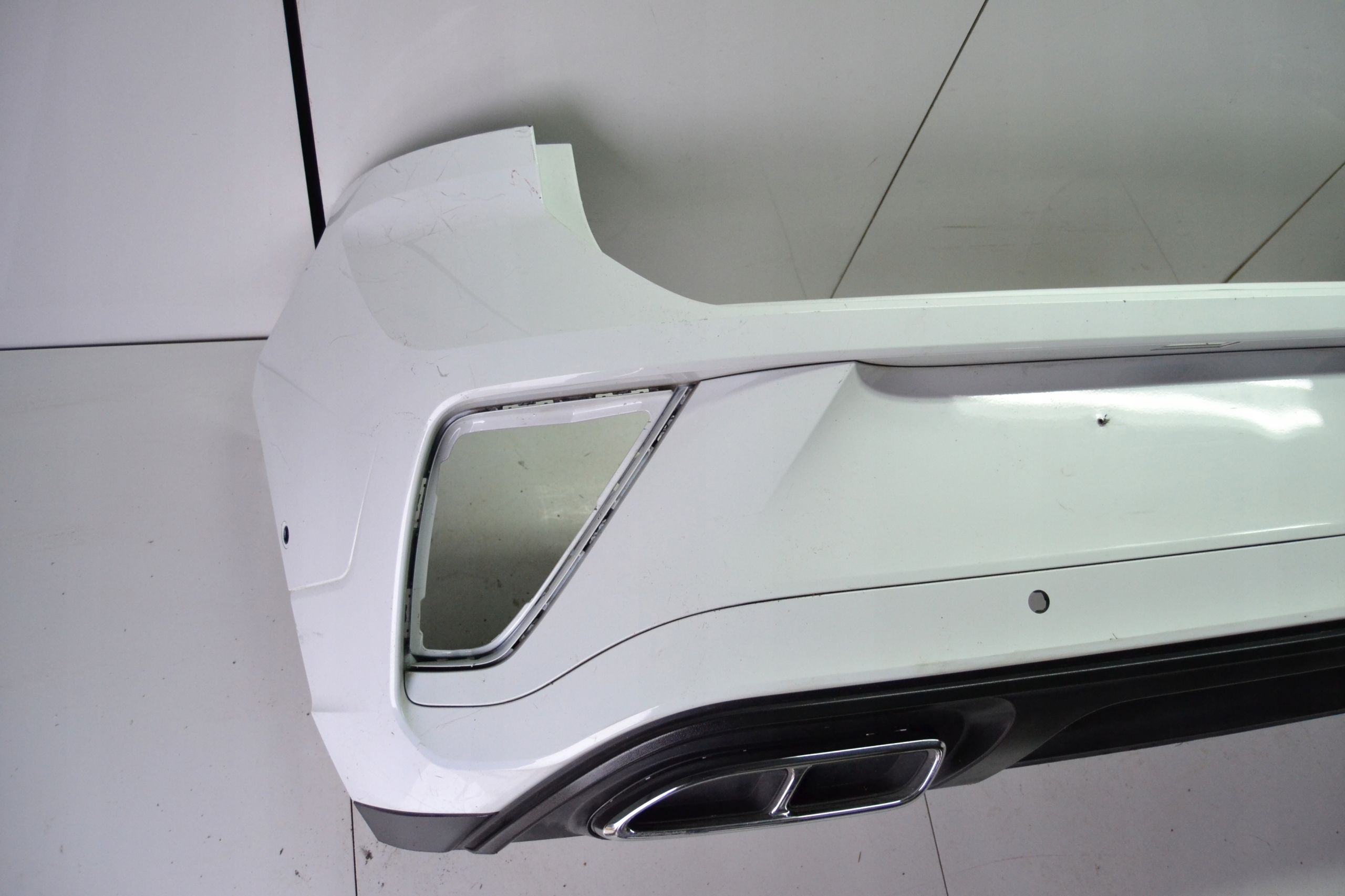 Zderzak tył tylny VW t roc R Line 2GA Lift 2021