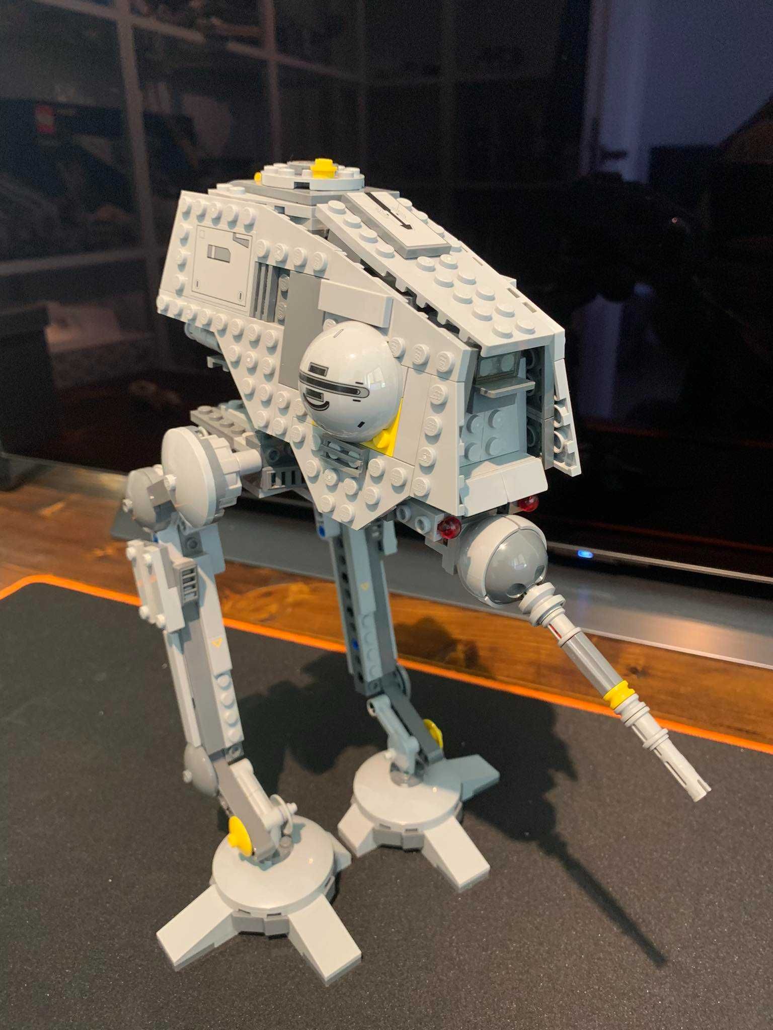 LEGO Star Wars 75083	AT-DP