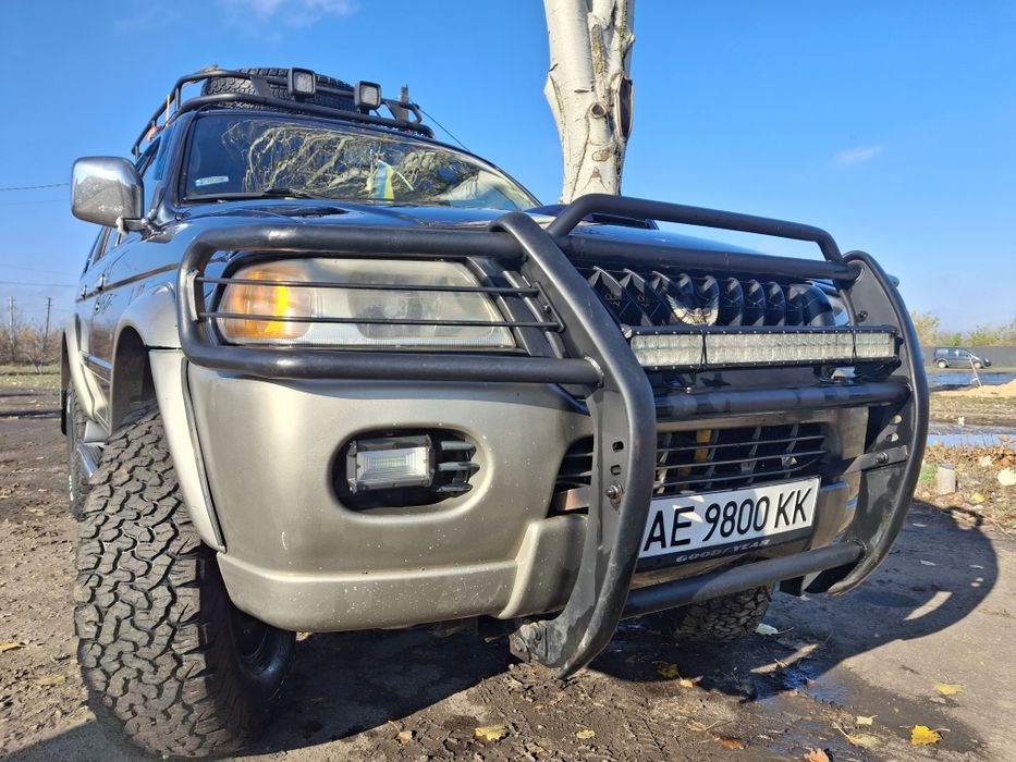 Мітсубіші паджеро спорт