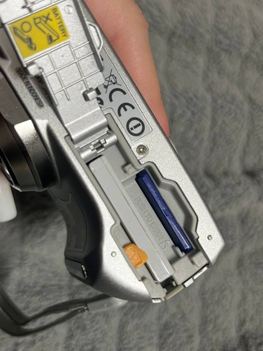 Цифровий фотоапарат nicon Coolpix p2