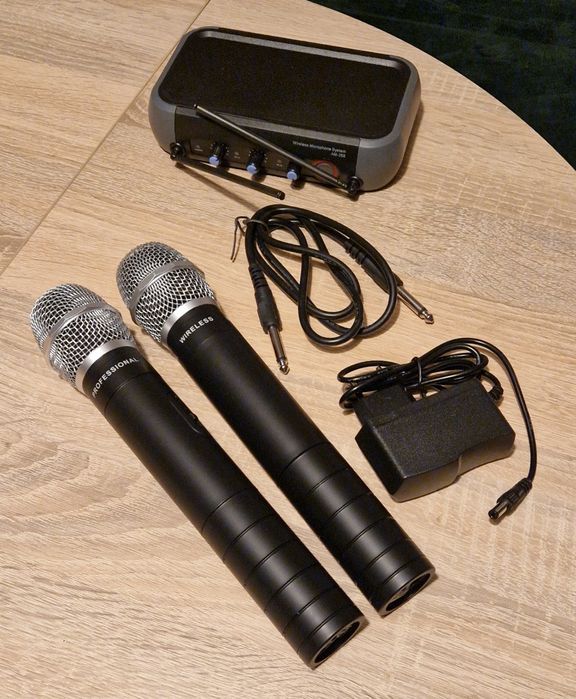 Zestaw profesjonlnych, bezprzewodowych mikrofonów