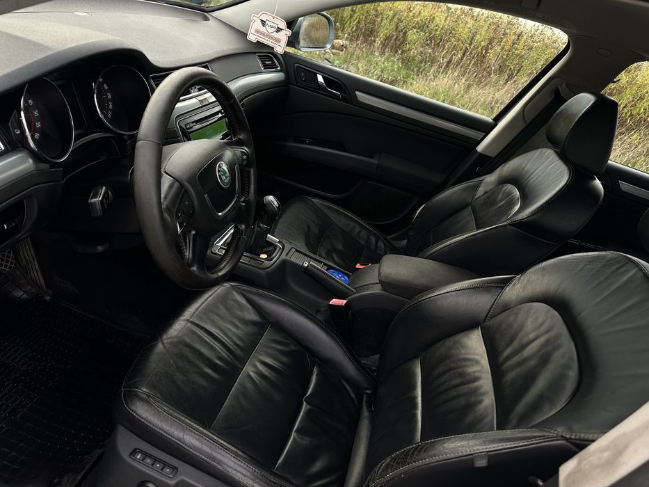 Skoda SuperB 1.9tdi Skóra! Hak!