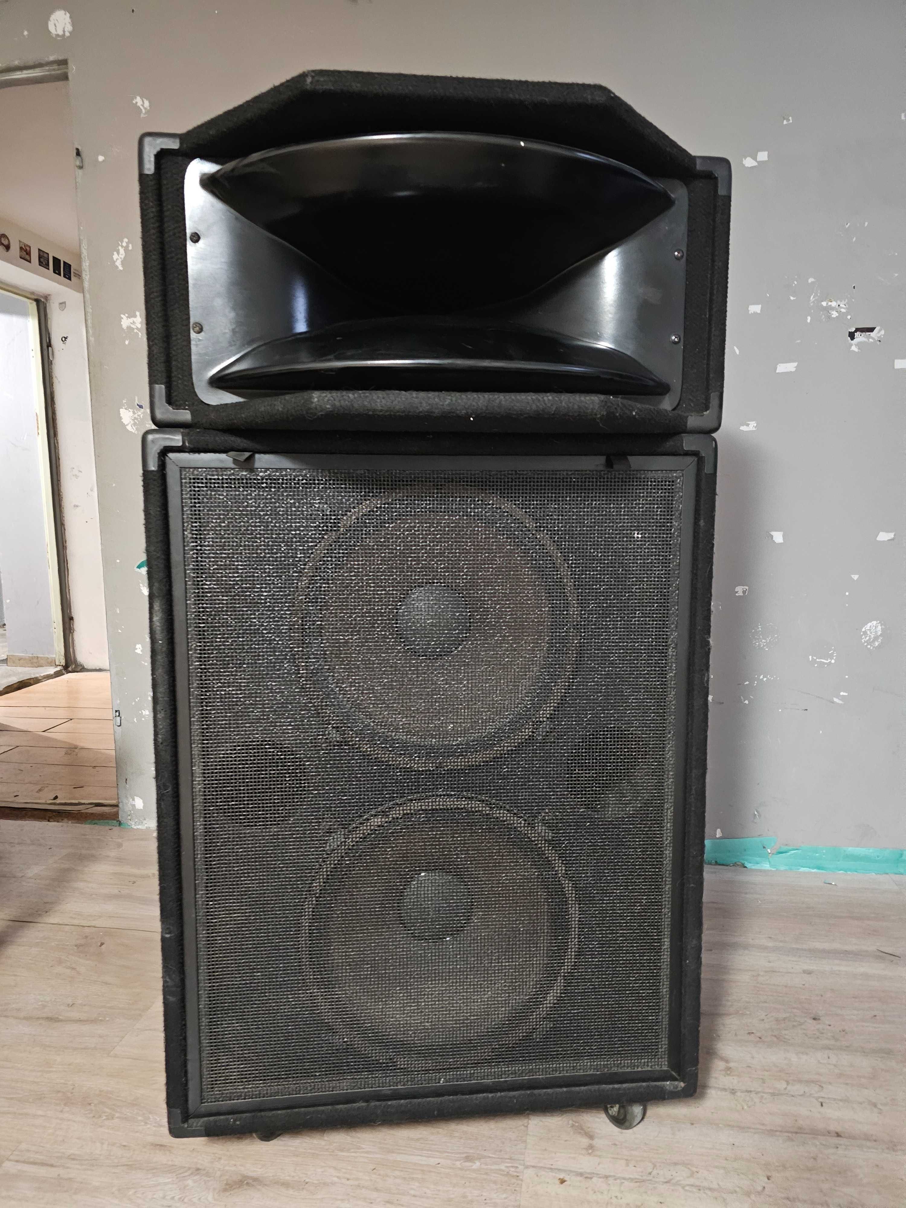 Kolumny nagłośnieniowe Elektro-Voice