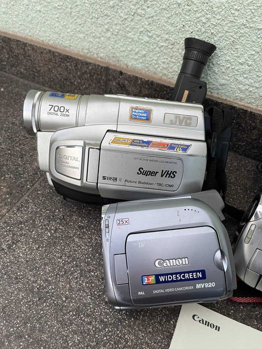 Видеокамеры  cannon и другие 1400 за все