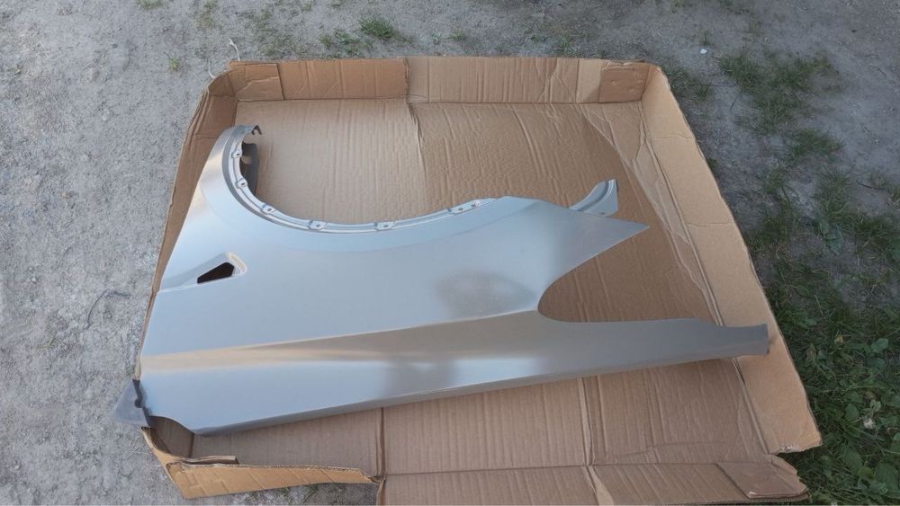 Крило переднє Tesla M3 MY MX MS MSR Plaid наличие