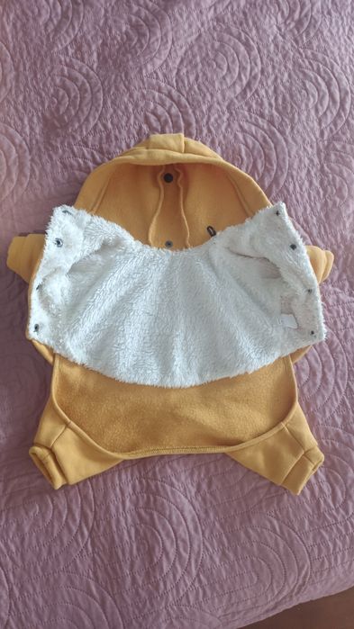 Тепленька фліска на песика