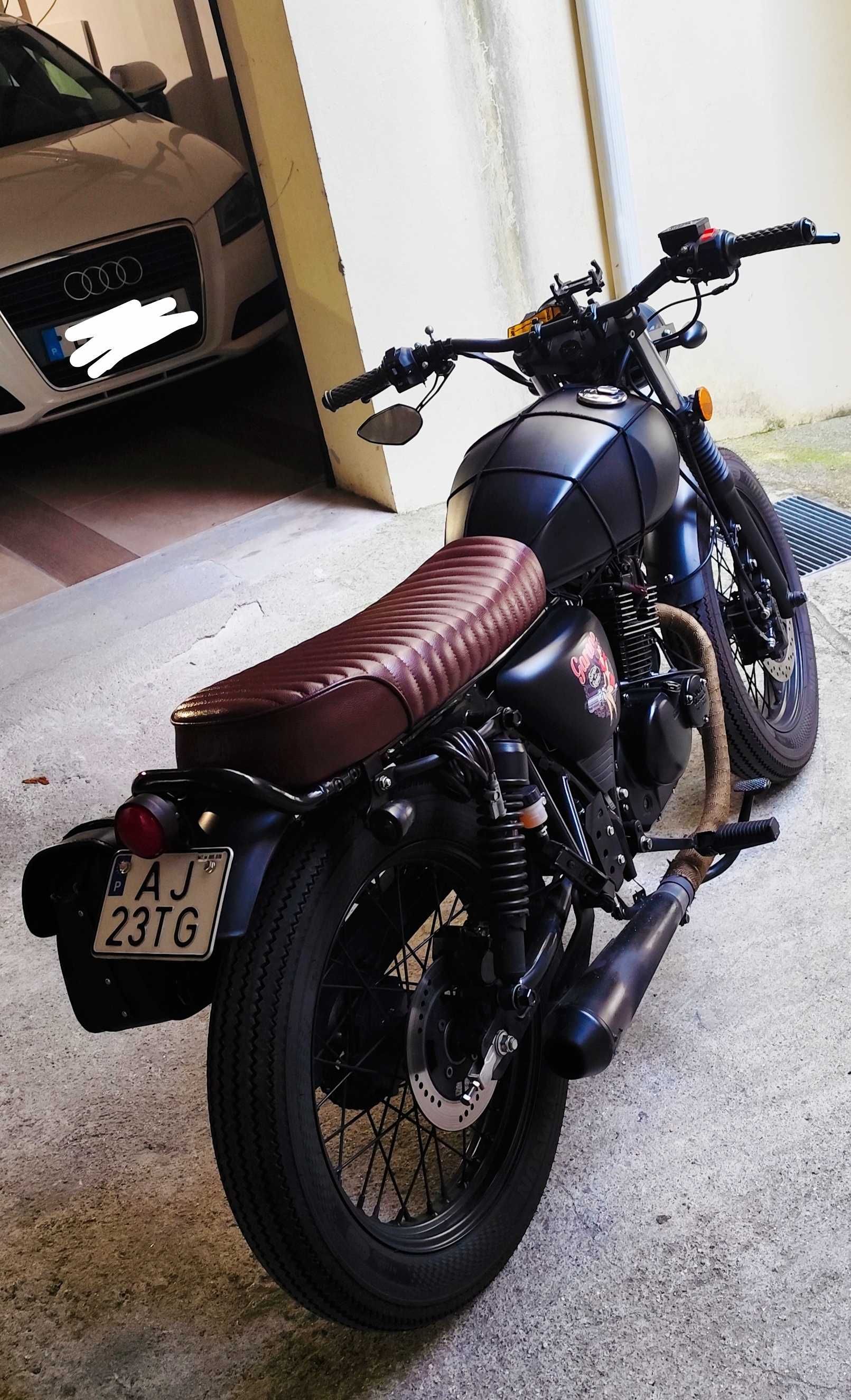 Mutt Mongrel 125