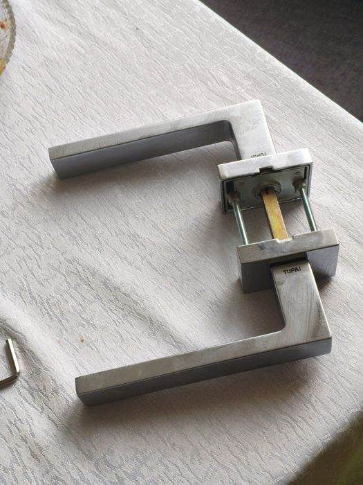 Klamki Tupai solidne ciężkie