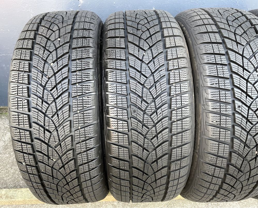 4x opony zimowe 215/50 r19 93T Good Year UltraGrip Performance (8mm)