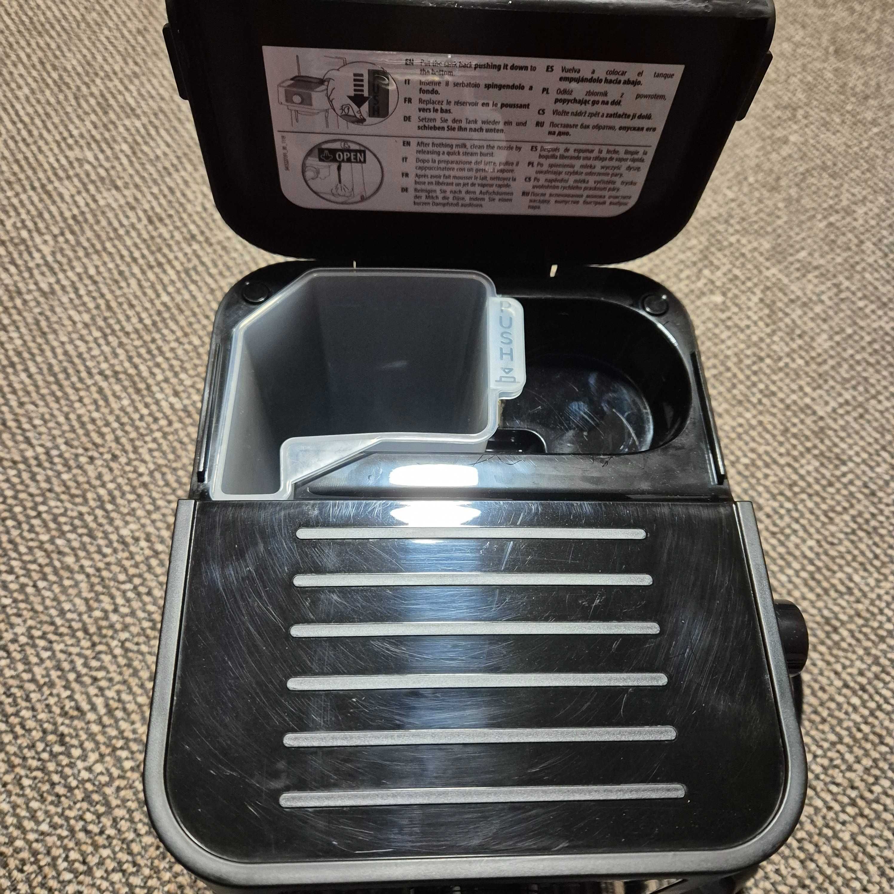 Ekspres do kawy Delonghi Stilosa EC230
