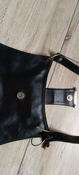 Маленька театральна жіноча сумочка чорного кольору