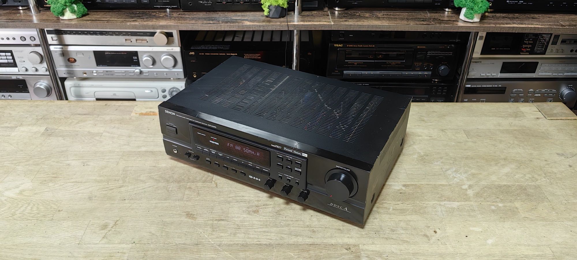 Ресивер Denon AVR-600/8Ω