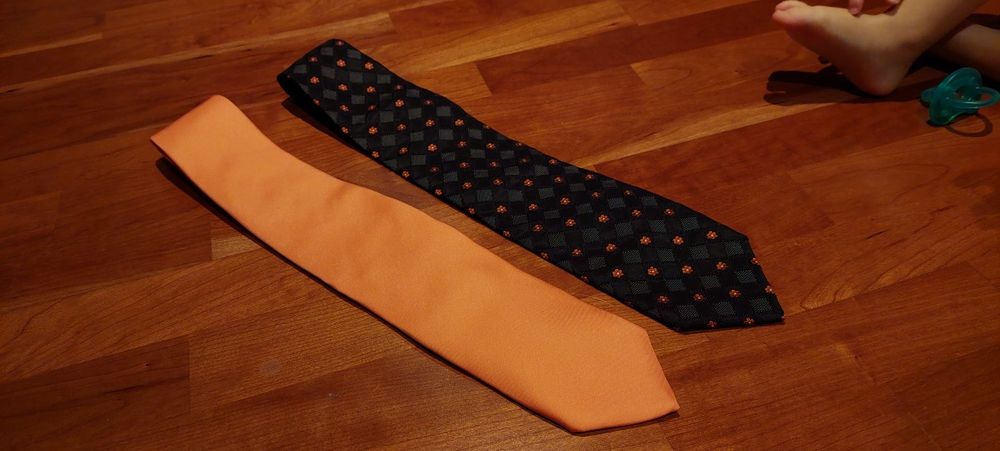 33 Gravatas - preço unitário