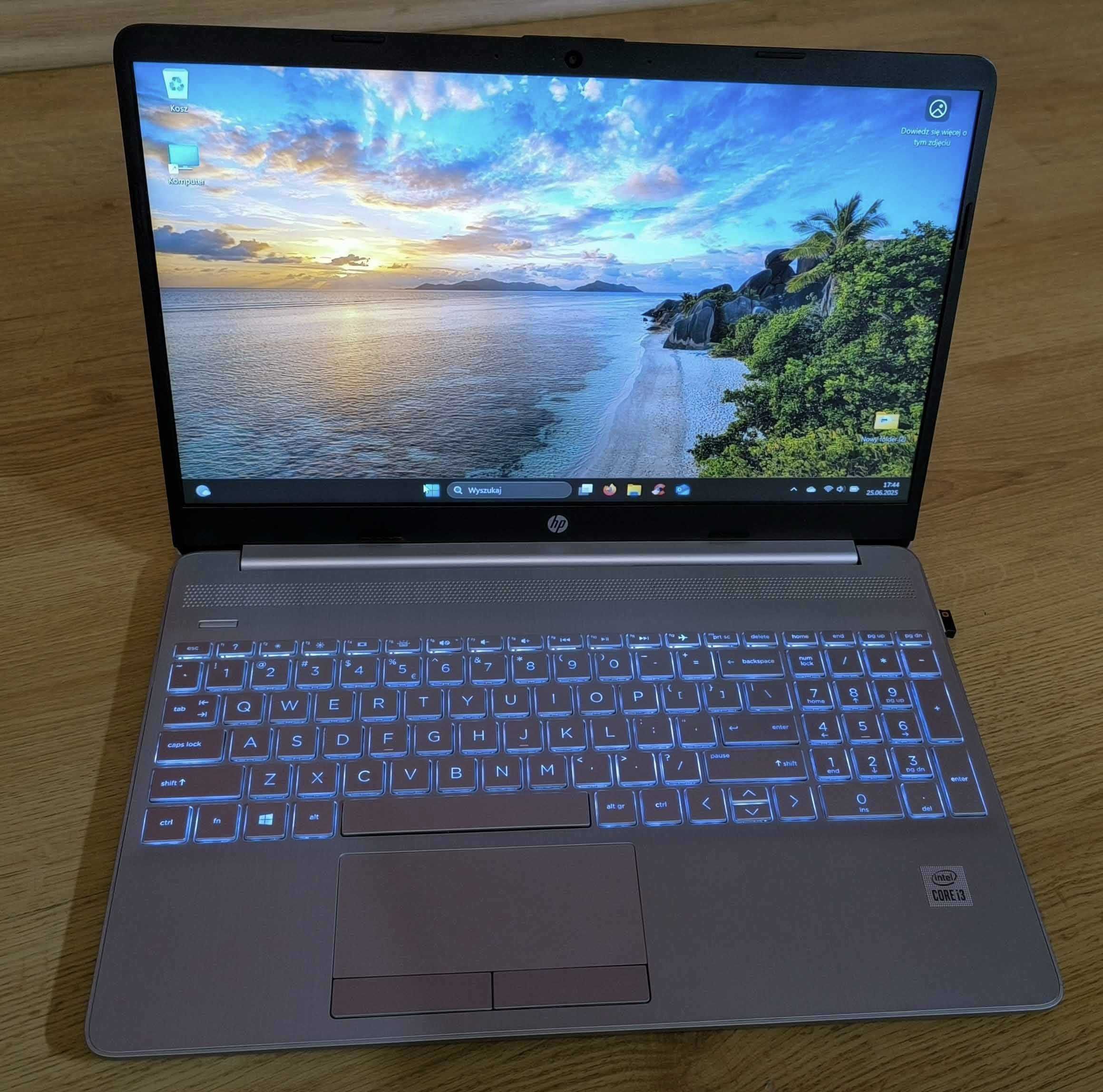 HP laptop 15,6  Intel Core i3 SSD256 GB DDR4 8GB + gratisy